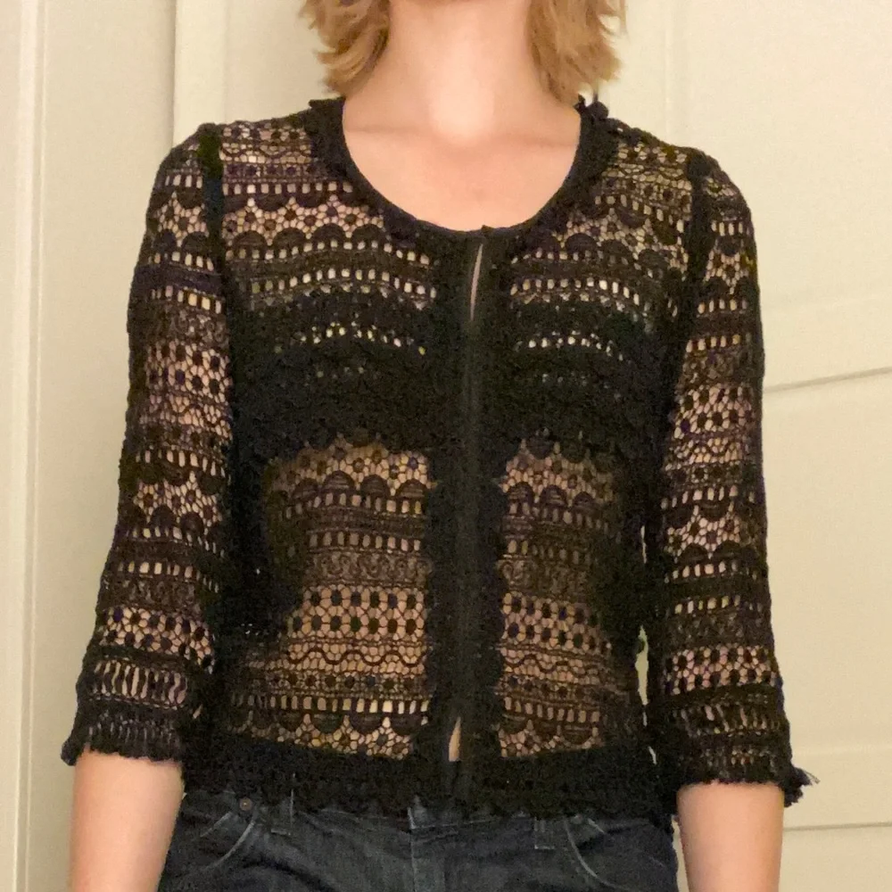 Isabel Marant cropped black lace blouse - Picture 3 of 6